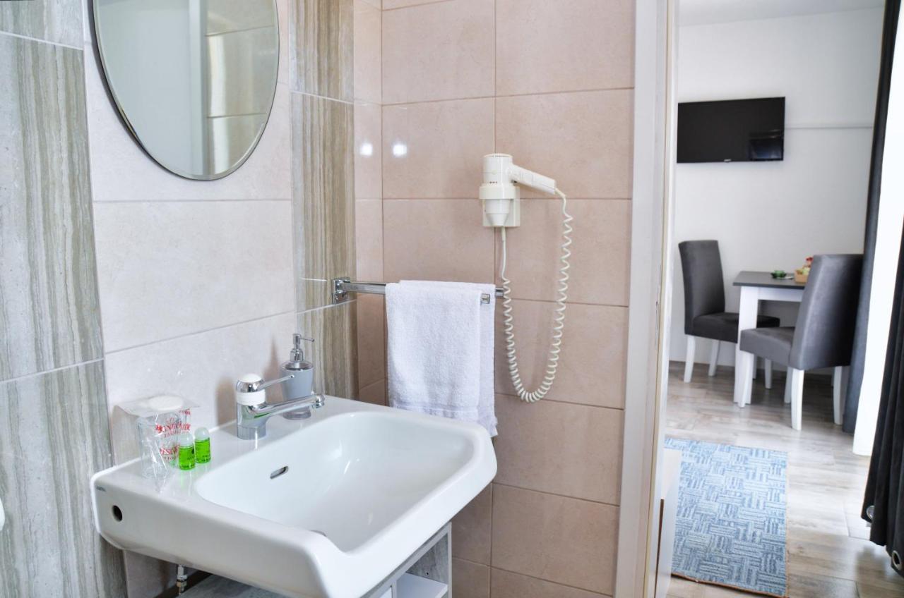 Guesthouse Marivo ไยเซ ภายนอก รูปภาพ