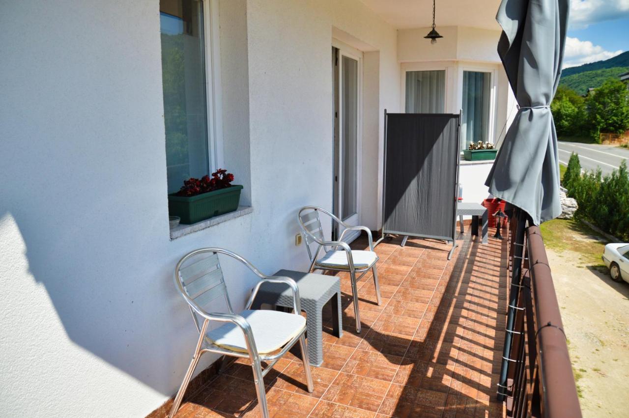 Guesthouse Marivo ไยเซ ภายนอก รูปภาพ